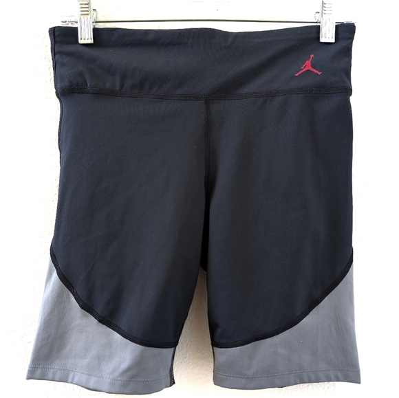 Nike Air Jordan Black Heritage Bike Shorts Medium  DO5026-010 - Picture 1 of 4